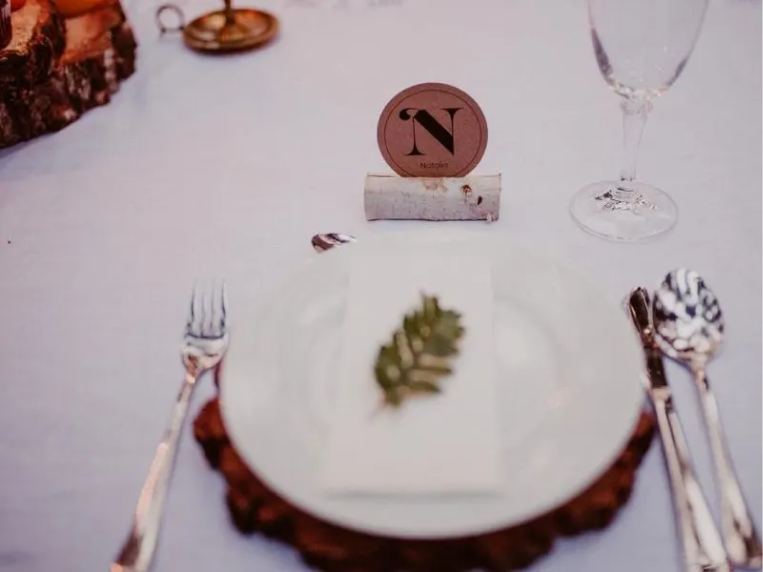 Place card and table setting at the gala dinner